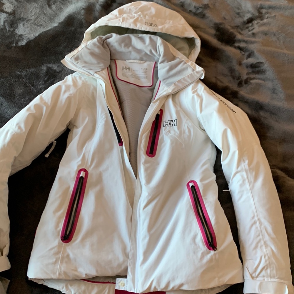 Heely Hanson jacket. Thick. Basically brand new without tags.